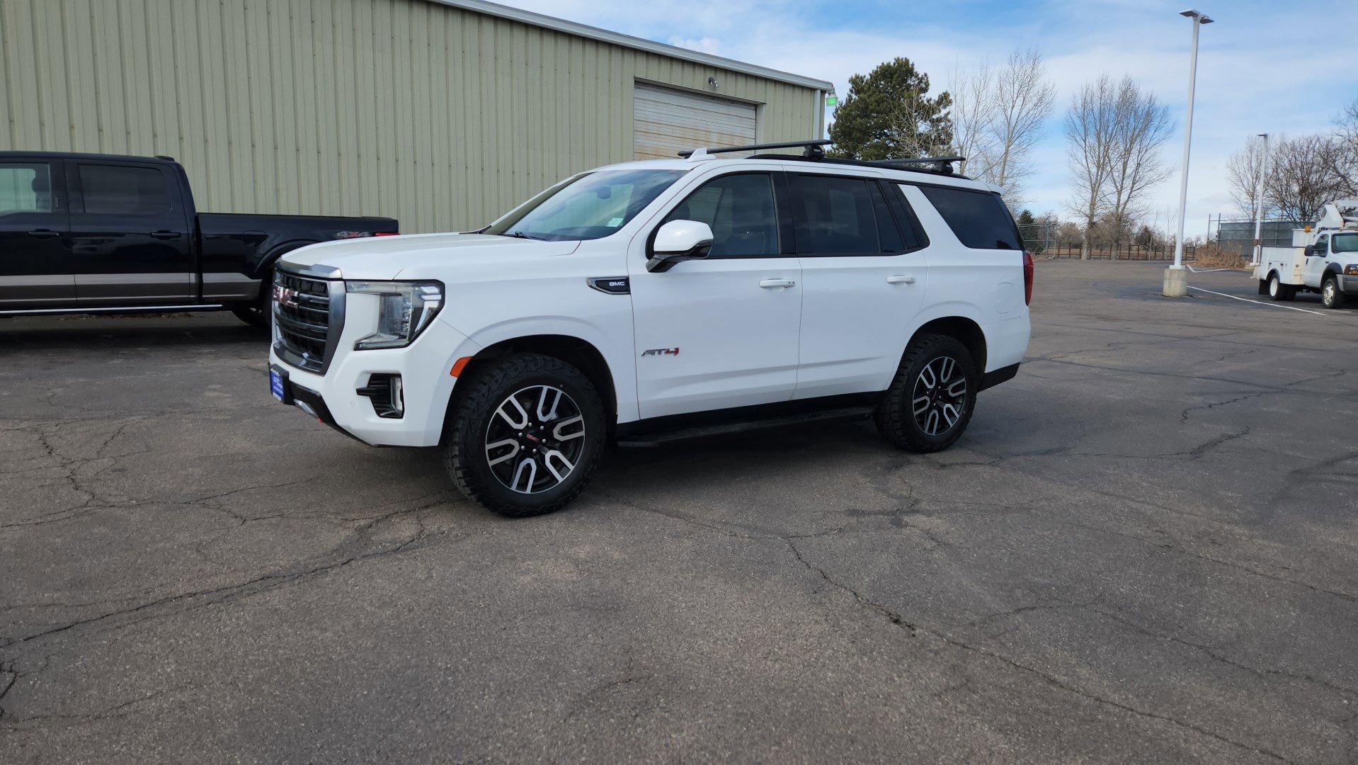 Used 2023 GMC Yukon AT4 w/ Technology Package image 6