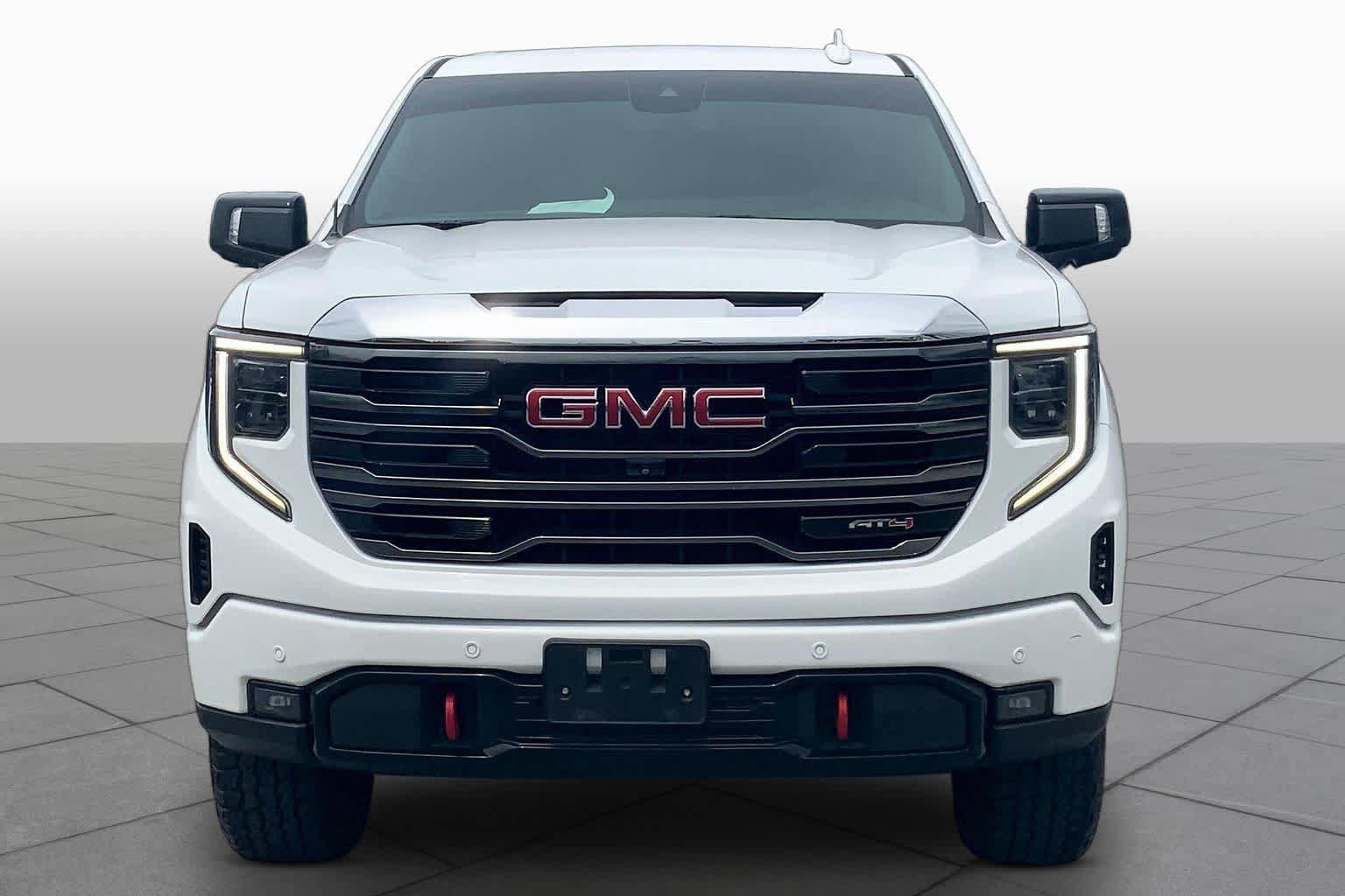 Used 2023 GMC Sierra 1500 AT4 AWD/4WD image 4
