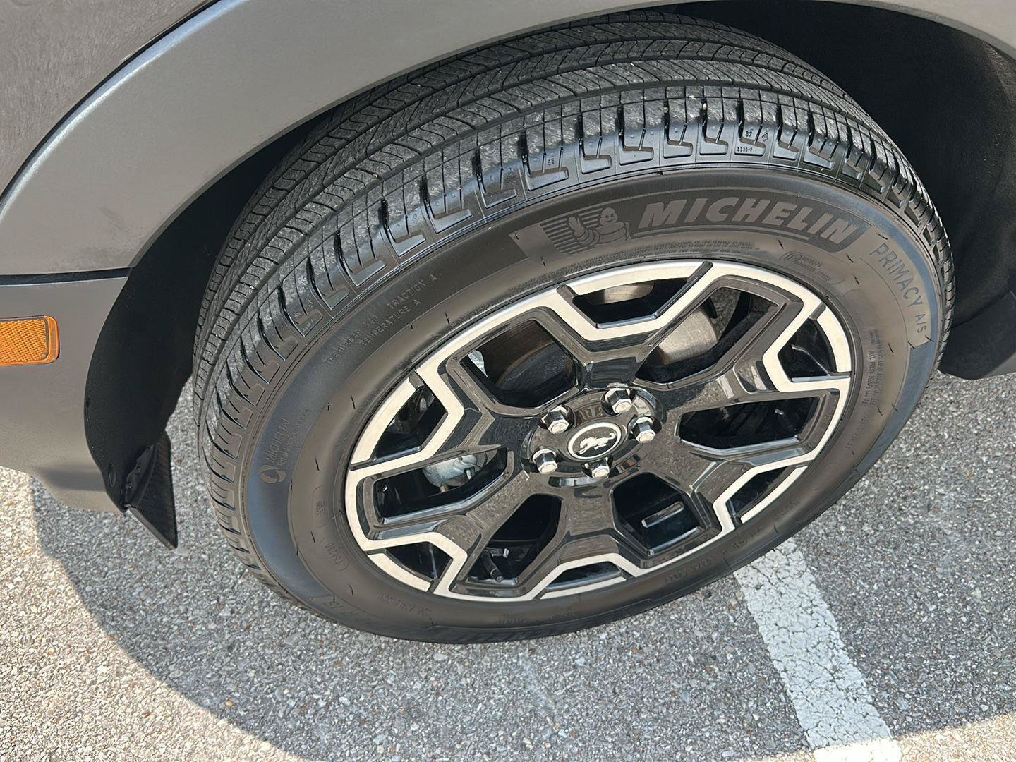 Certified 2025 Ford Bronco Sport Outer Banks w/ Outer Banks Tech Package+ AWD/4WD image 9