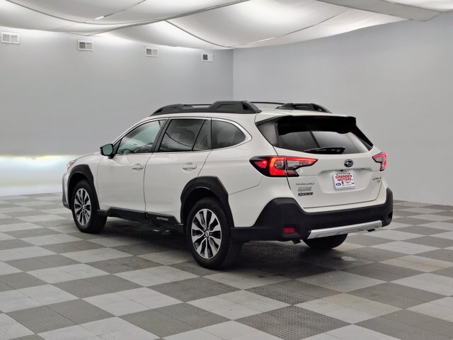 Used 2023 Subaru Outback Limited XT AWD/4WD image 9