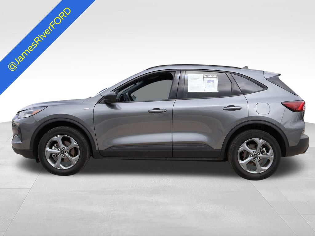 Certified 2025 Ford Escape ST-Line AWD/4WD image 2