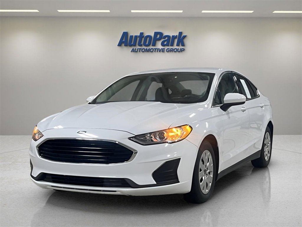 Certified 2020 Ford Fusion S image 3