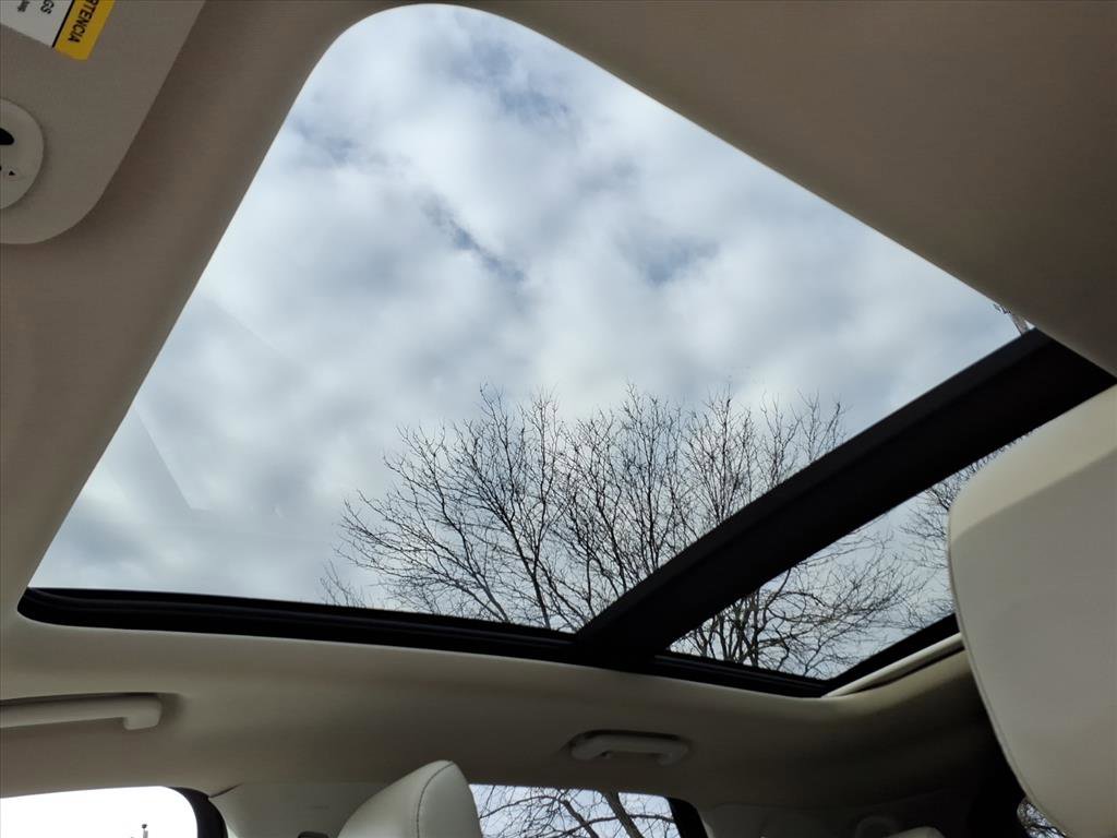 Certified 2022 Ford Edge Titanium image 27