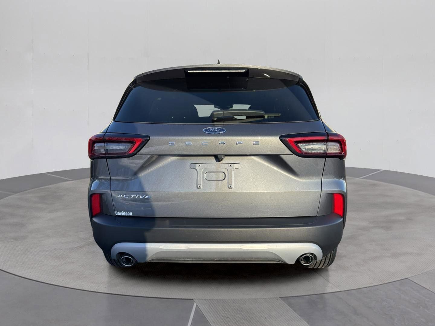 Certified 2025 Ford Escape Active w/ Cold Weather Package image 4