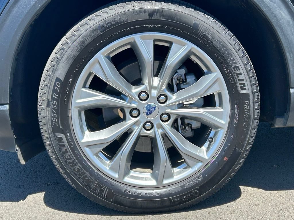 Certified 2023 Ford Explorer Limited AWD/4WD image 11