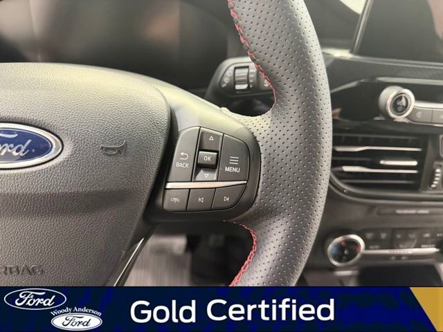 Certified 2025 Ford Escape ST-Line FWD image 12
