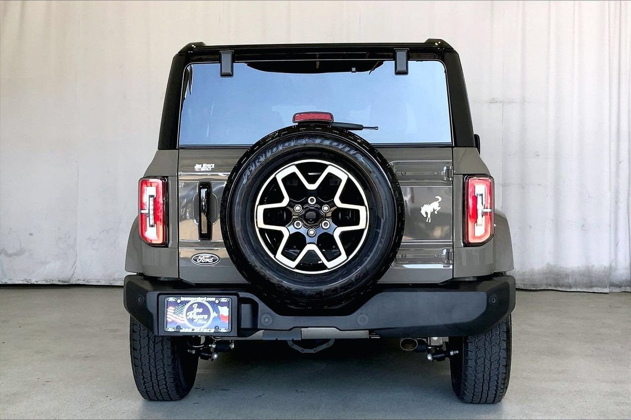 Certified 2026 Ford Bronco Outer Banks AWD/4WD image 3