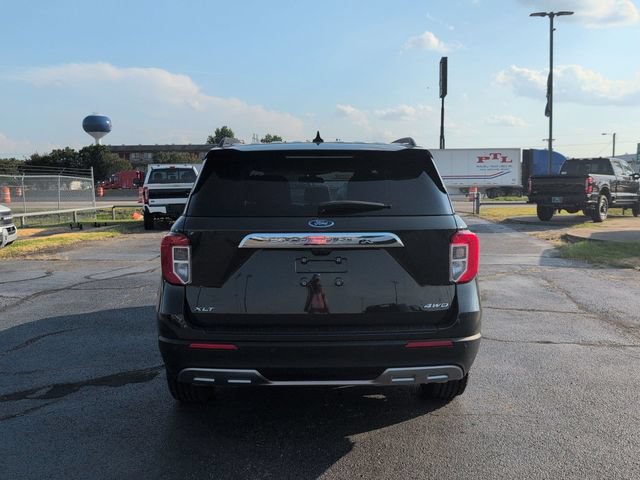 Certified 2023 Ford Explorer XLT w/ Equipment Group 202A AWD/4WD image 6
