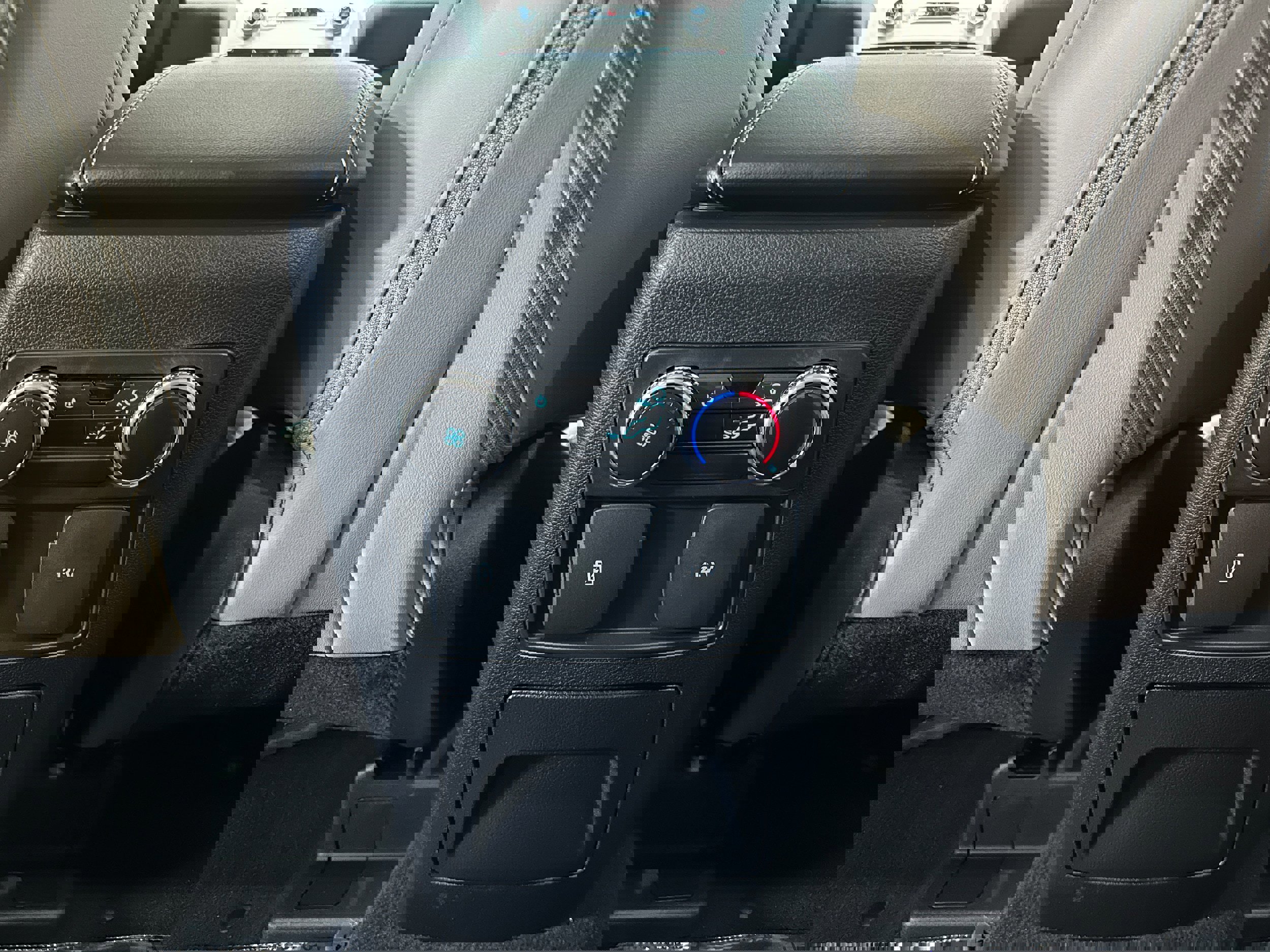 Certified 2023 Ford Explorer XLT w/ Equipment Group 202A image 13