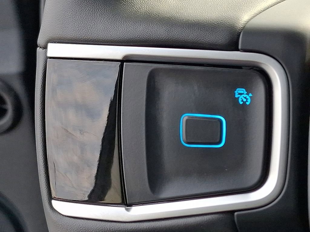 Certified 2025 Ford Expedition Active image 24