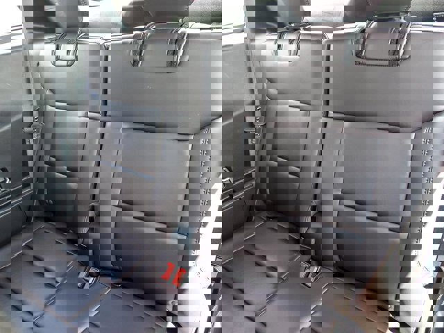 Certified 2025 Ford Explorer Platinum image 19