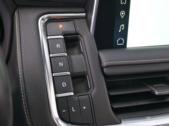 Used 2022 GMC Yukon SLT w/ SLT Luxury Package image 22