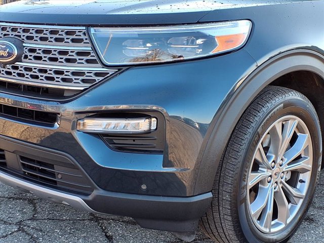Certified 2023 Ford Explorer Limited w/ Limited Technology Package image 30