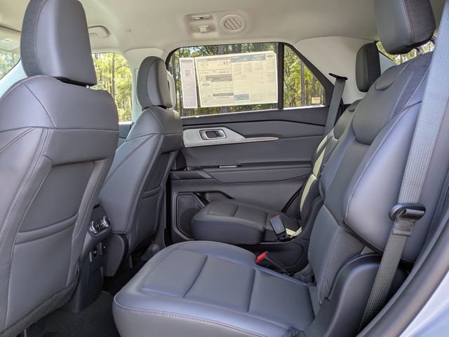Certified 2026 Ford Explorer Active w/ Active Comfort Package RWD image 14