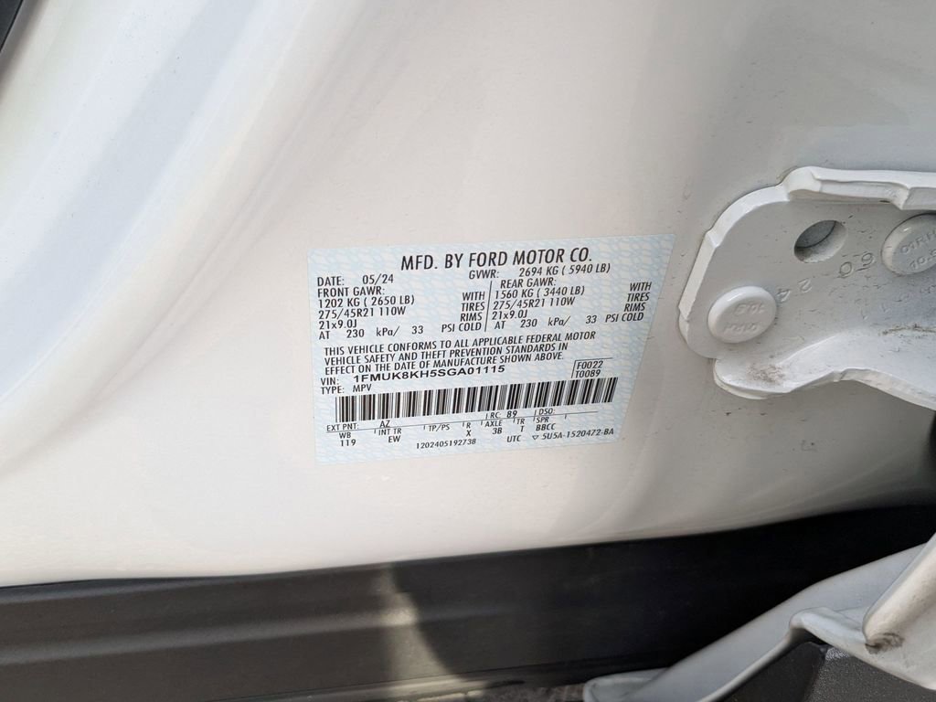 Certified 2025 Ford Explorer ST-Line w/ Premium Package image 28