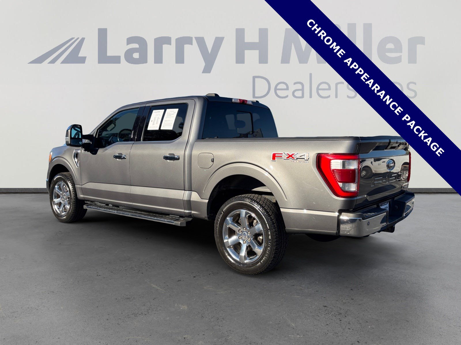 Certified 2021 Ford F150 Lariat w/ Max Trailer Tow Package AWD/4WD image 3