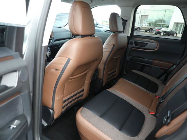 Certified 2025 Ford Bronco Sport Outer Banks w/ Outer Banks Tech Package+ AWD/4WD image 25