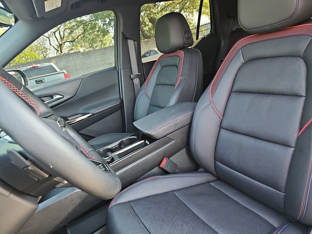 Used 2025 Chevrolet Equinox RS w/ Safety and Technology Package AWD/4WD image 15