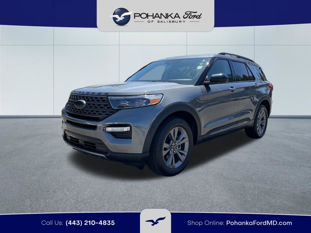 Certified 2022 Ford Explorer XLT w/ Equipment Group 202A AWD/4WD image 2