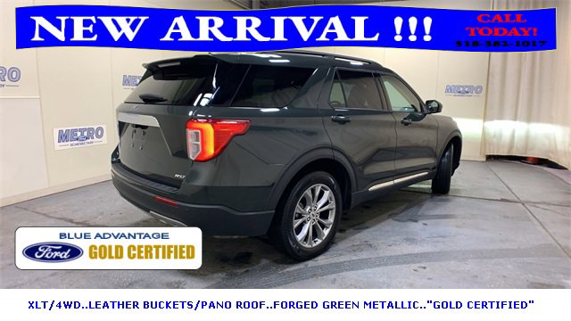 Certified 2022 Ford Explorer XLT w/ Equipment Group 202A image 4