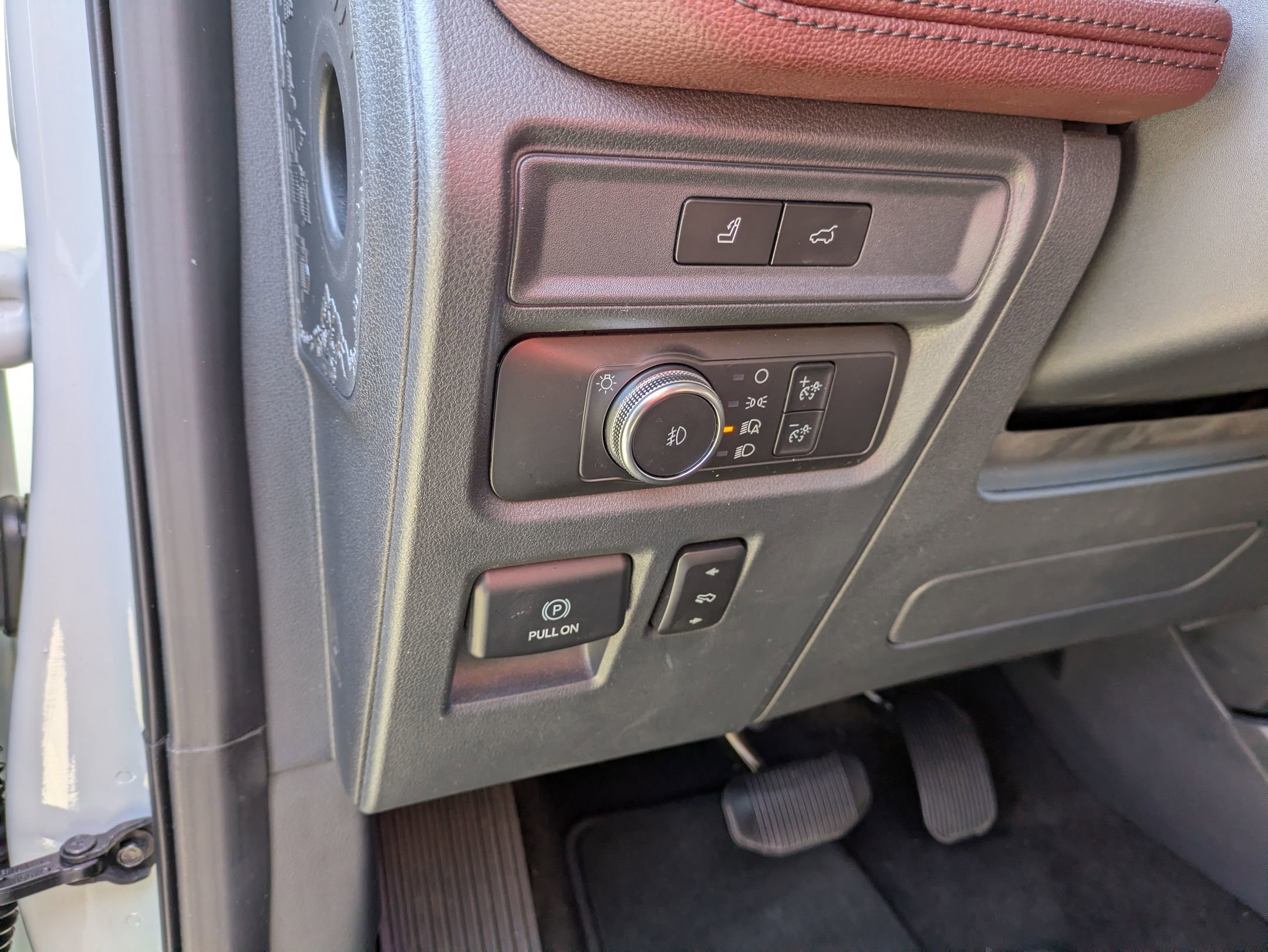 Certified 2022 Ford Expedition Limited image 17