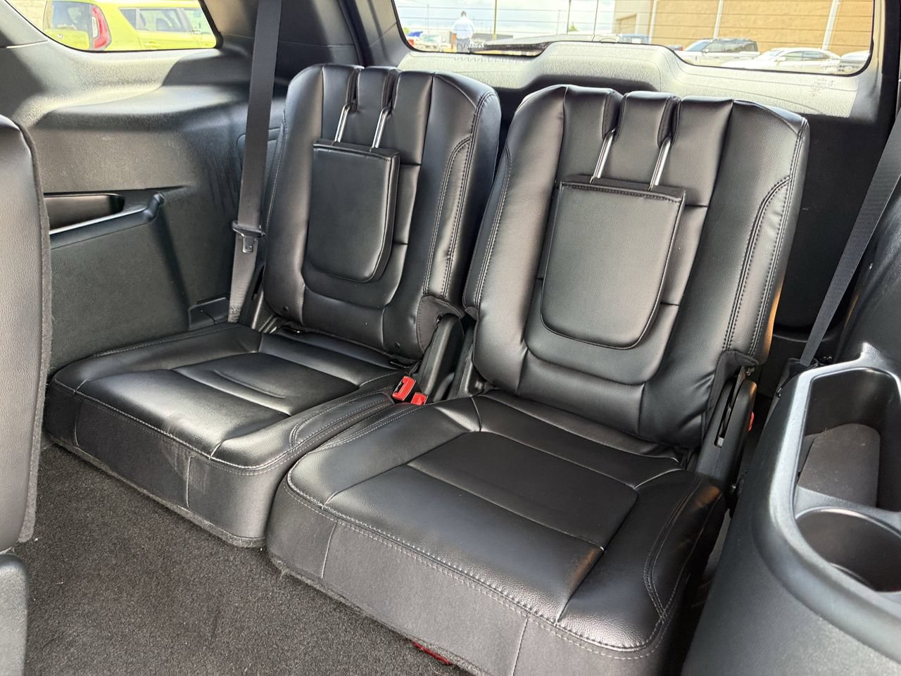 Certified 2019 Ford Explorer XLT w/ Equipment Group 202A FWD image 27