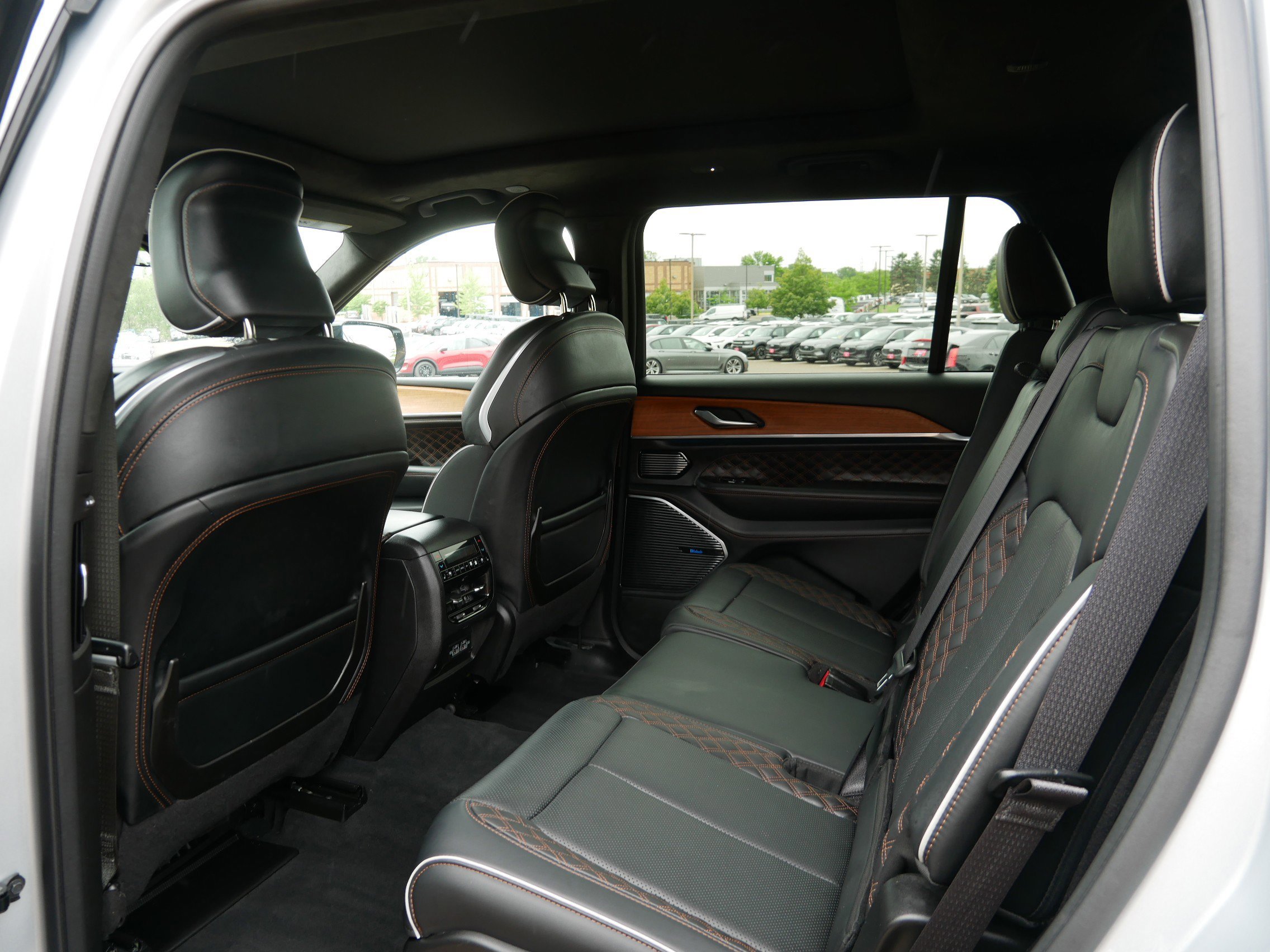 Used 2023 Jeep Grand Cherokee L Summit image 14