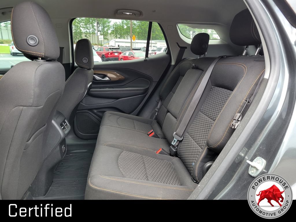 Used 2020 GMC Terrain SLE w/ Driver Convenience Package FWD image 16