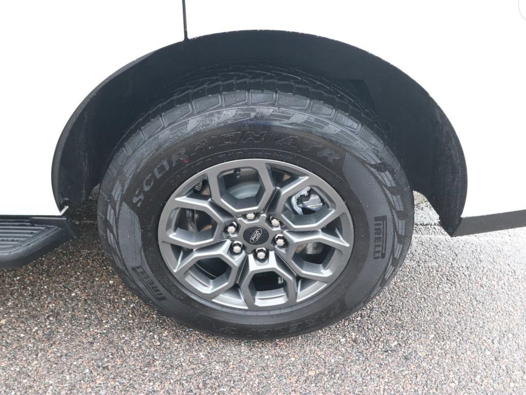 Certified 2025 Ford Expedition Active RWD image 17