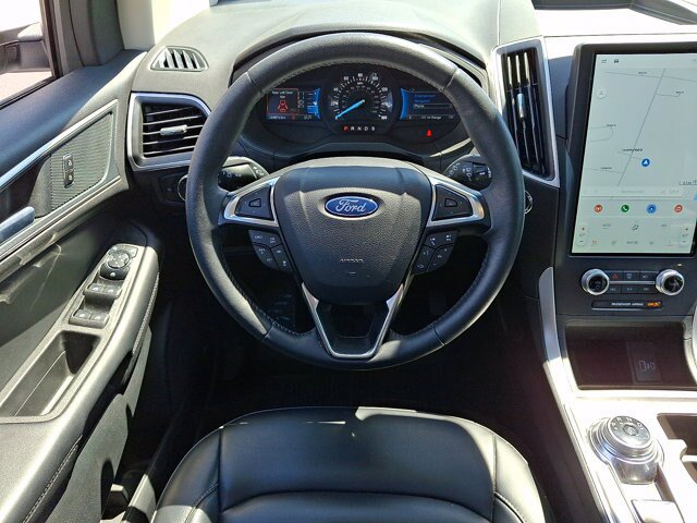 Certified 2024 Ford Edge SEL w/ Convenience Package AWD/4WD image 12