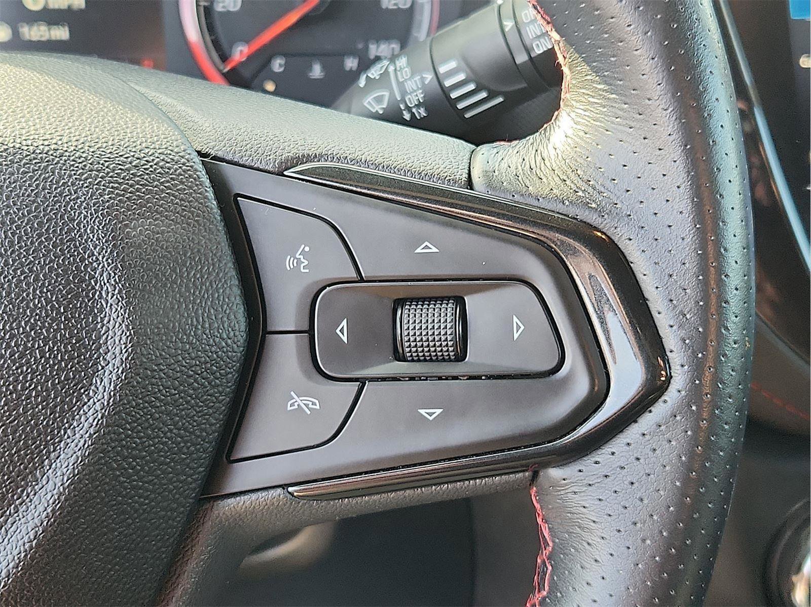 Used 2021 Chevrolet TrailBlazer RS w/ Technology Package image 21