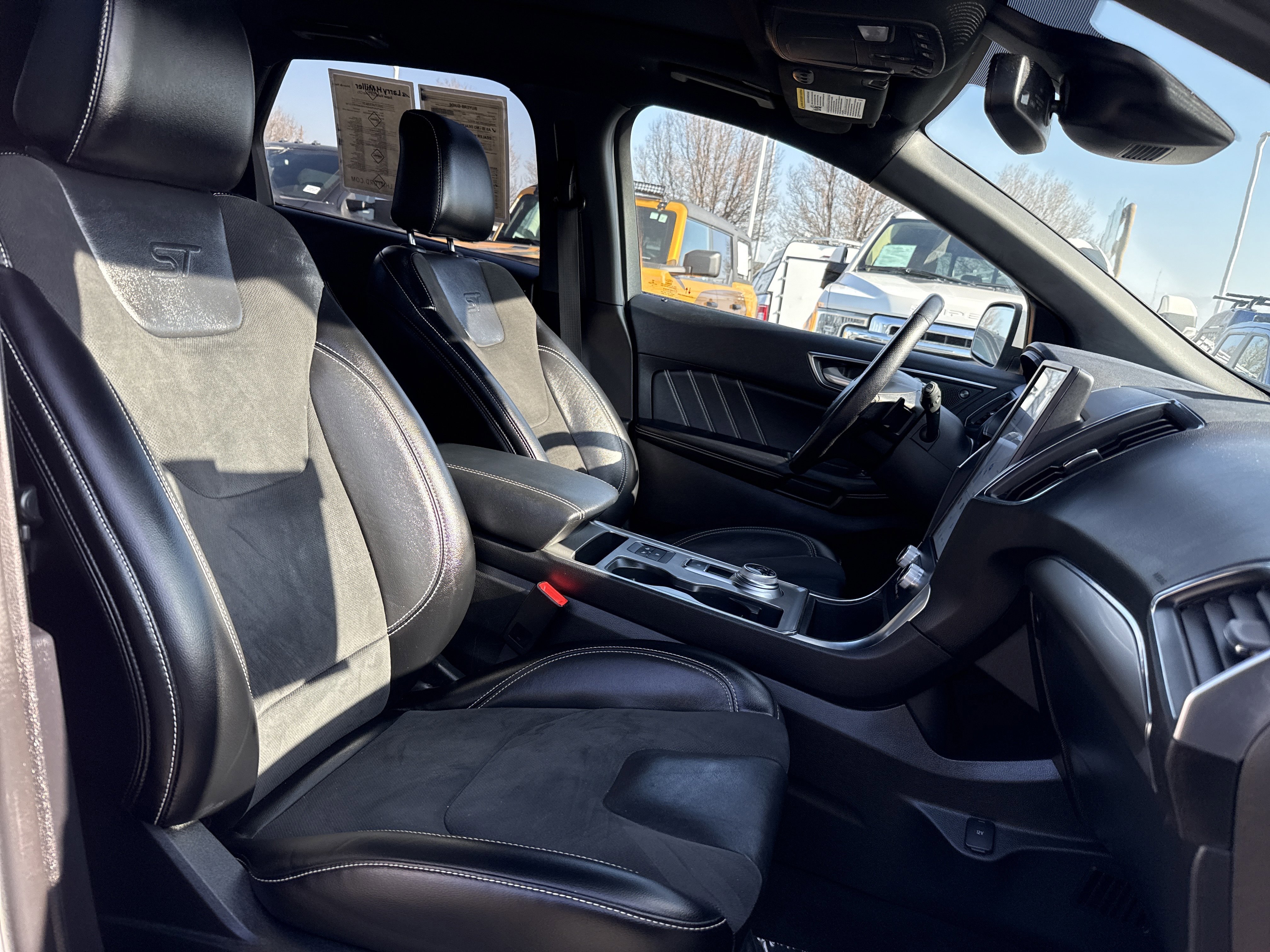 Certified 2022 Ford Edge ST w/ Equipment Group 401A image 29