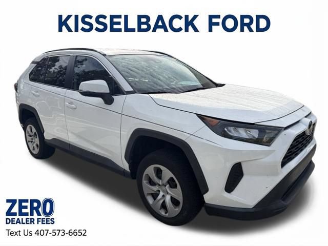 Used 2021 Toyota RAV4 LE FWD image 1