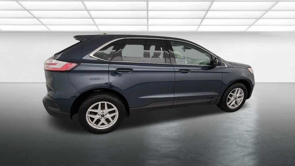 Certified 2024 Ford Edge SEL w/ Convenience Package image 8