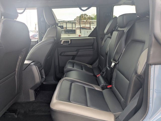 Certified 2025 Ford Bronco Outer Banks AWD/4WD image 29