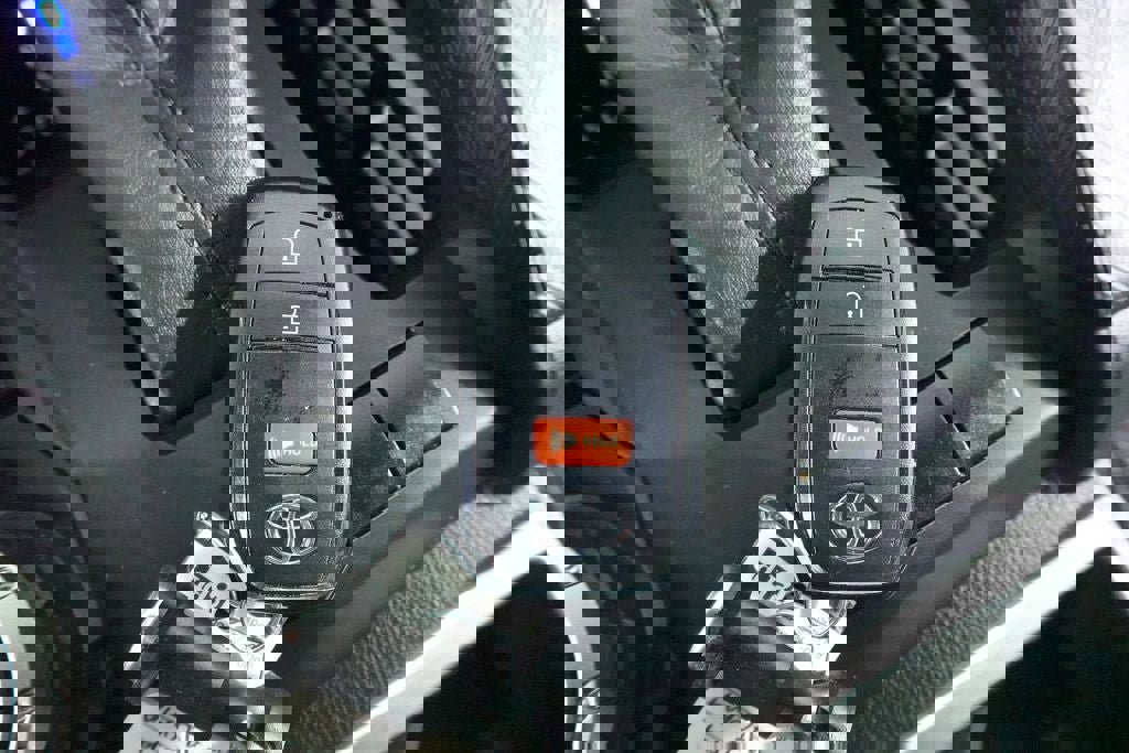 Used 2025 Toyota Tacoma TRD Off-Road image 20