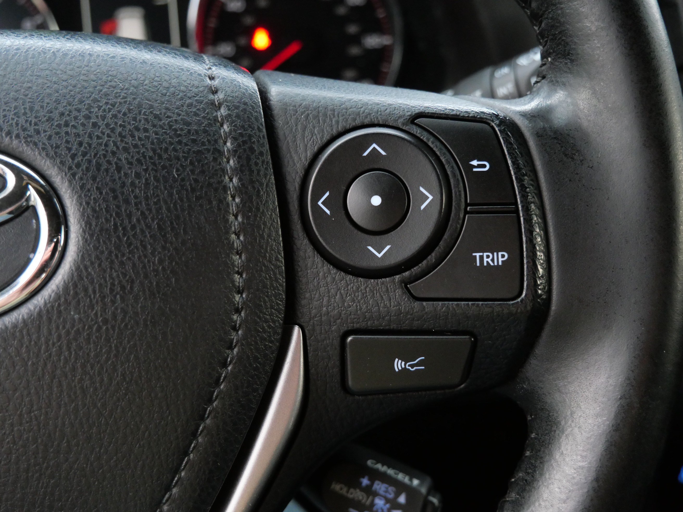 Used 2017 Toyota RAV4 SE w/ Power Special Value Package AWD/4WD image 29