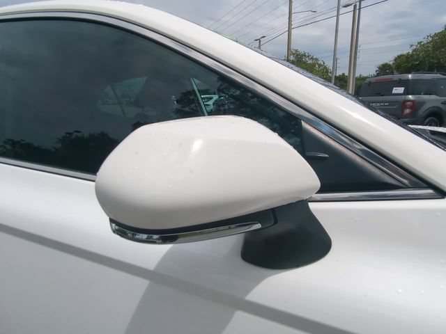 Used 2022 Toyota Camry SE FWD image 13