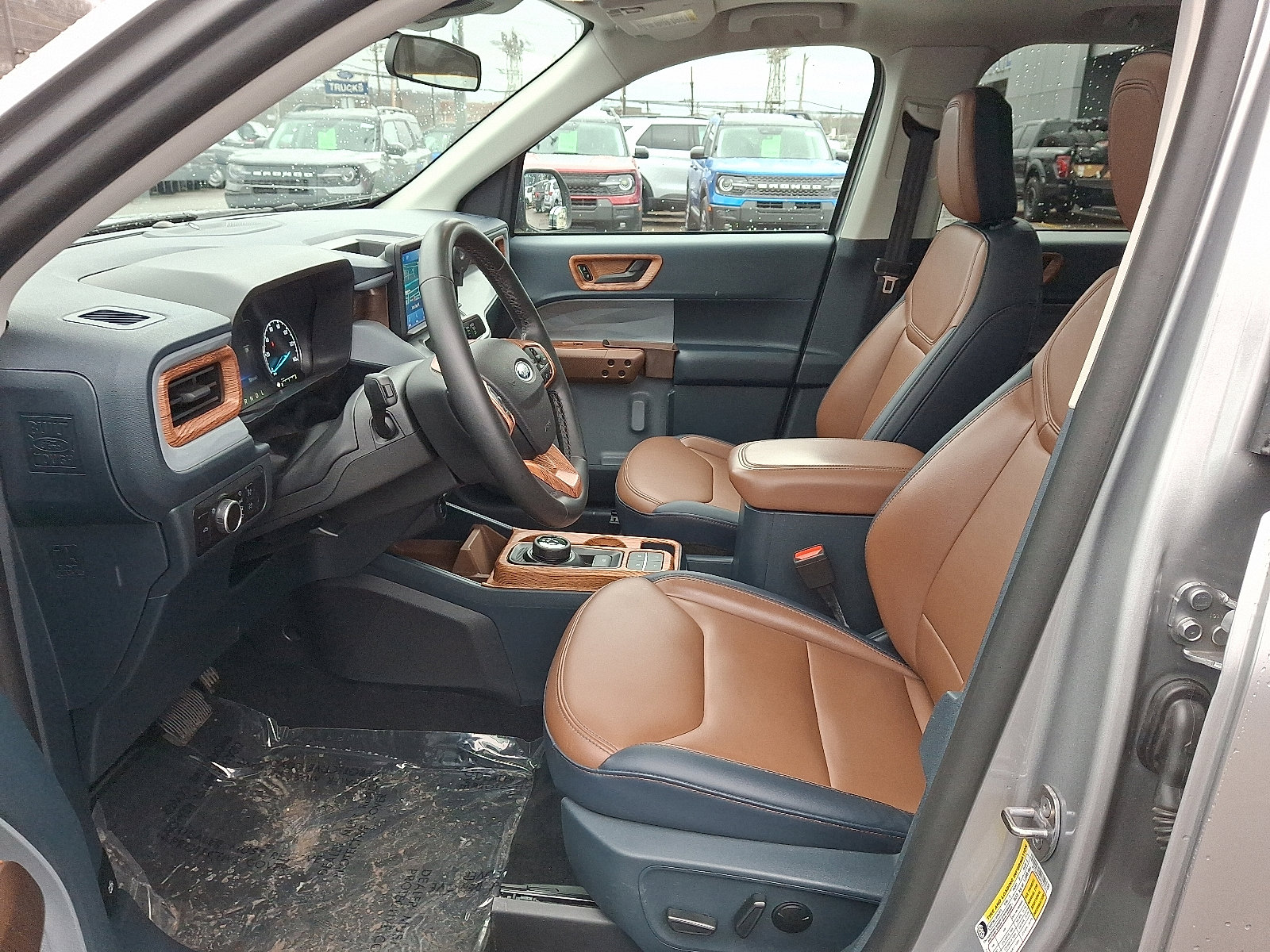 Certified 2023 Ford Maverick Lariat w/ Lariat Luxury Package image 13