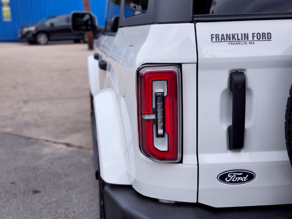 Certified 2026 Ford Bronco Outer Banks AWD/4WD image 9