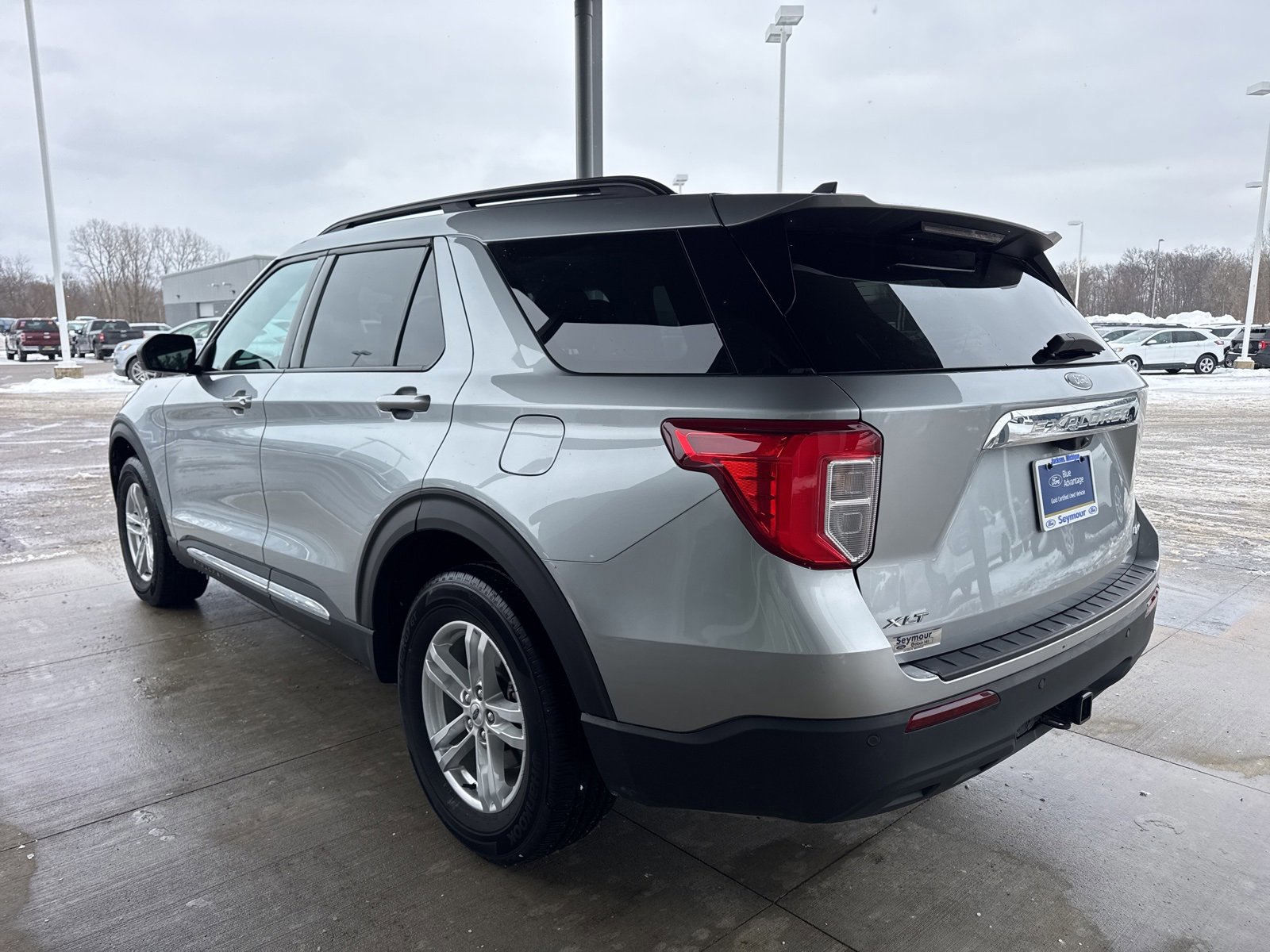 Certified 2023 Ford Explorer XLT w/ Class IV Trailer Tow Package image 6