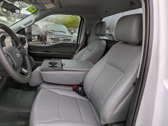 Certified 2024 Ford F550 4x4 Regular Cab Super Duty image 14