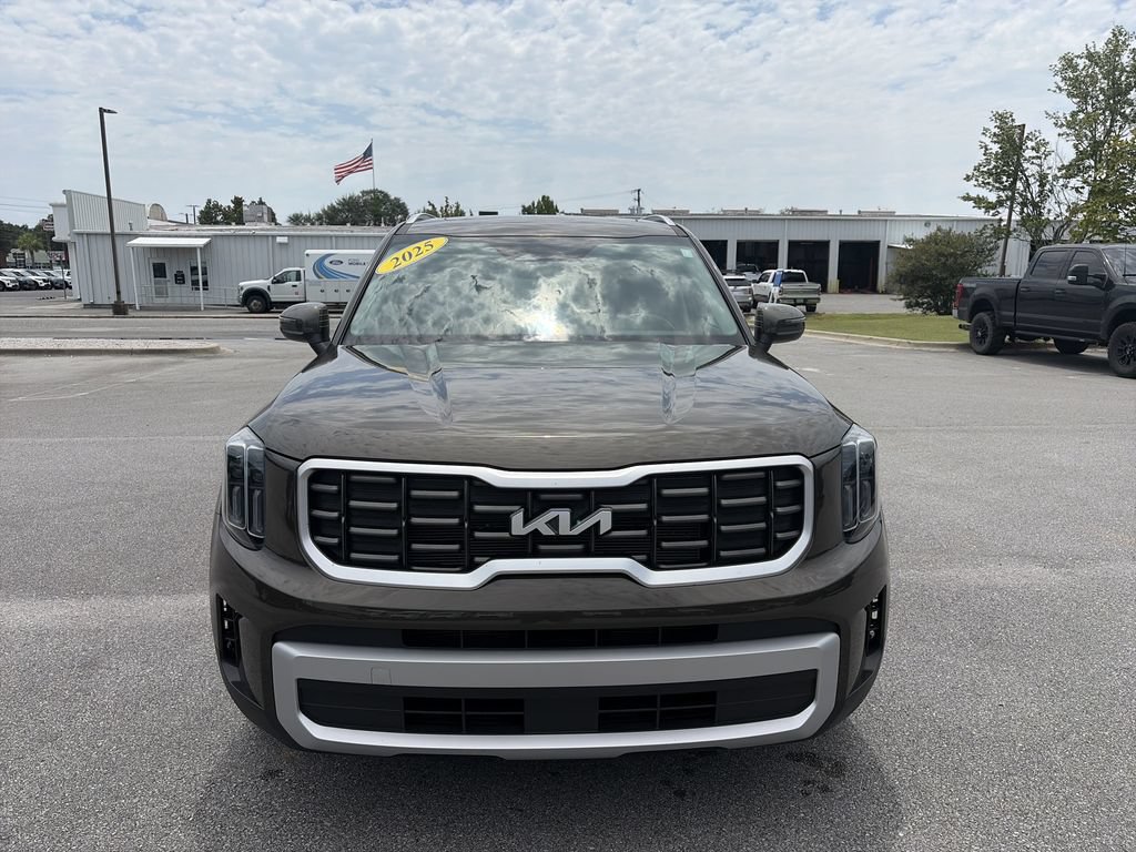 Used 2025 Kia Telluride S FWD image 10