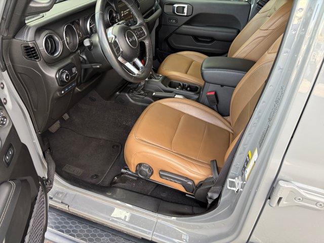 Used 2023 Jeep Wrangler Unlimited Sahara w/ Dual Top Group AWD/4WD image 14