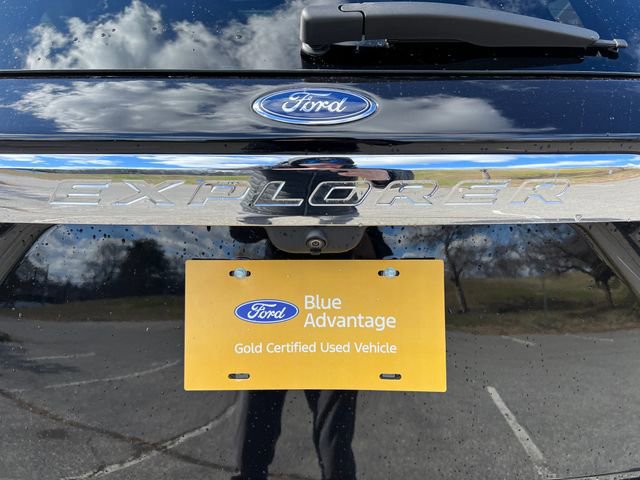 Certified 2022 Ford Explorer XLT w/ Equipment Group 202A image 41