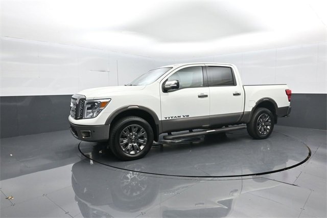 Used 2019 Nissan Titan Platinum Reserve w/ Platinum Utility Package image 4