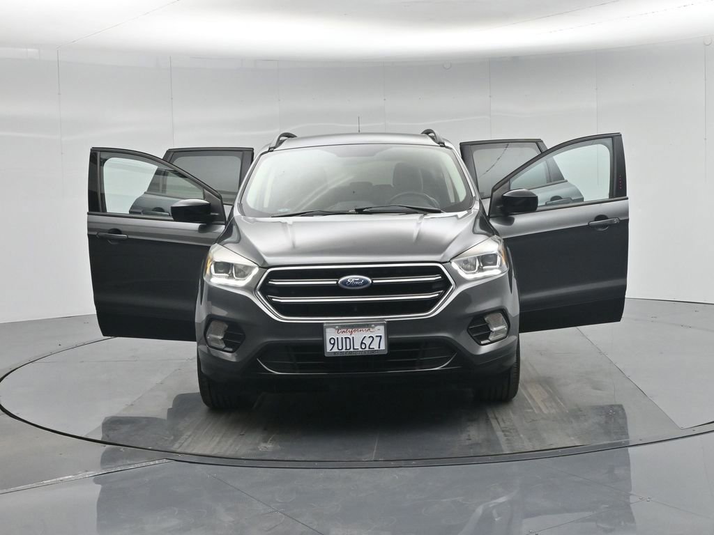 Certified 2019 Ford Escape SE image 57