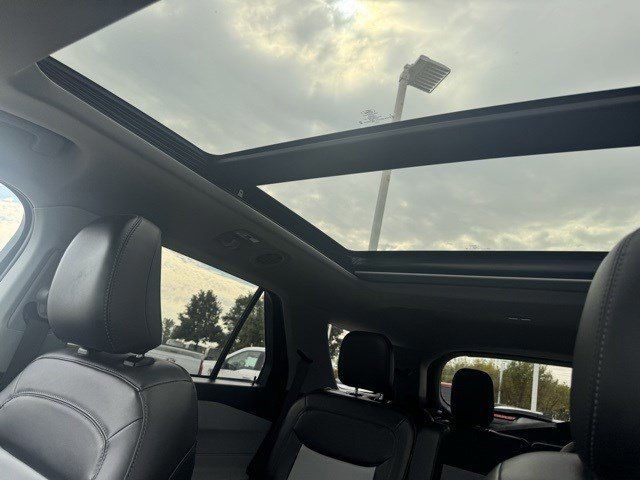 Certified 2023 Ford Explorer XLT w/ Equipment Group 202A image 18