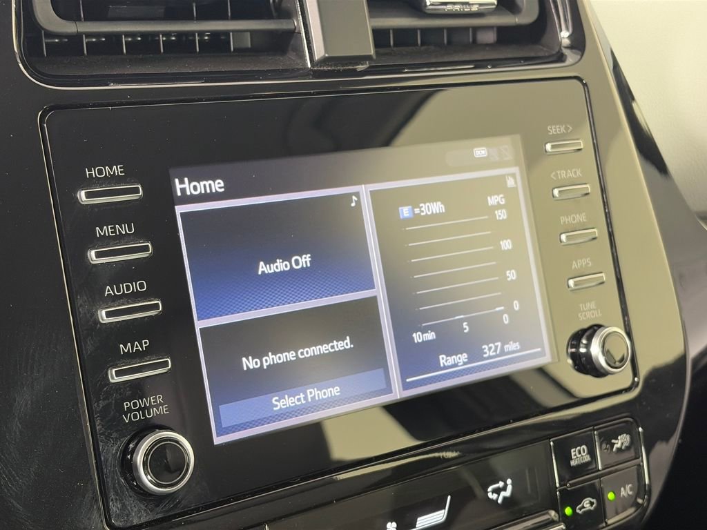 Used 2020 Toyota Prius LE w/ Carpet Mat Package image 19