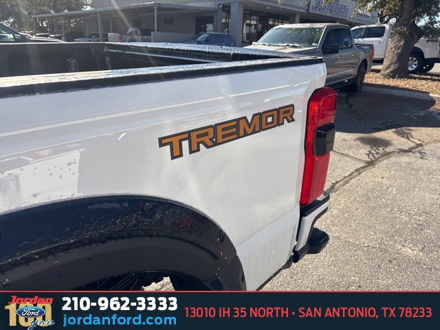 Certified 2024 Ford F250 Platinum w/ Tremor Off-Road Package image 9